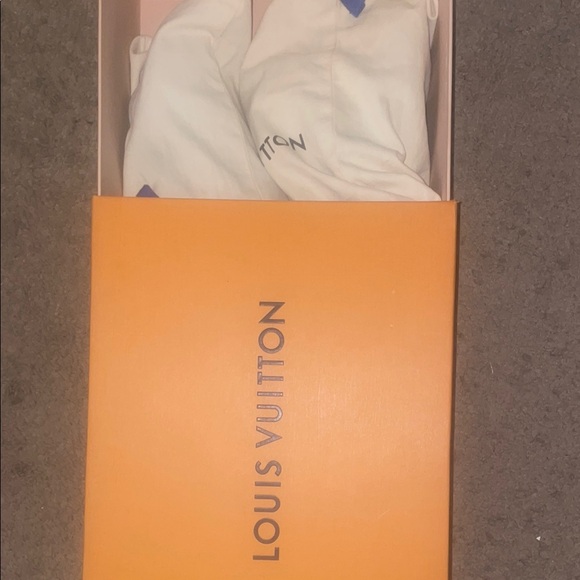 Women’s  Black and Brown Louis Vuitton Sneakers - Picture 7 of 8